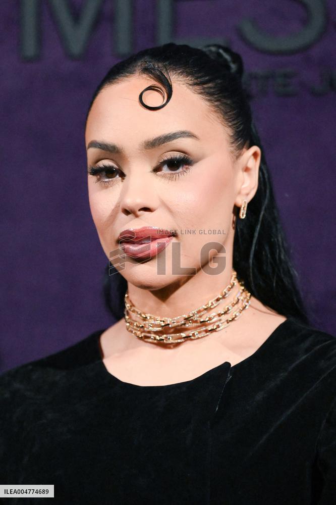 PFW Messika Front Row