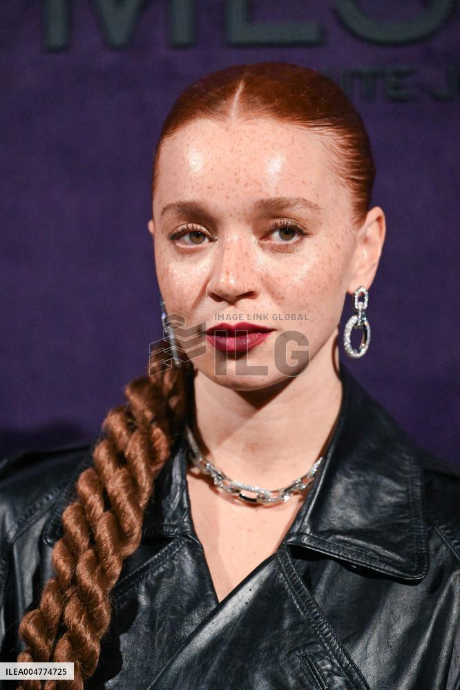 PFW Messika Front Row