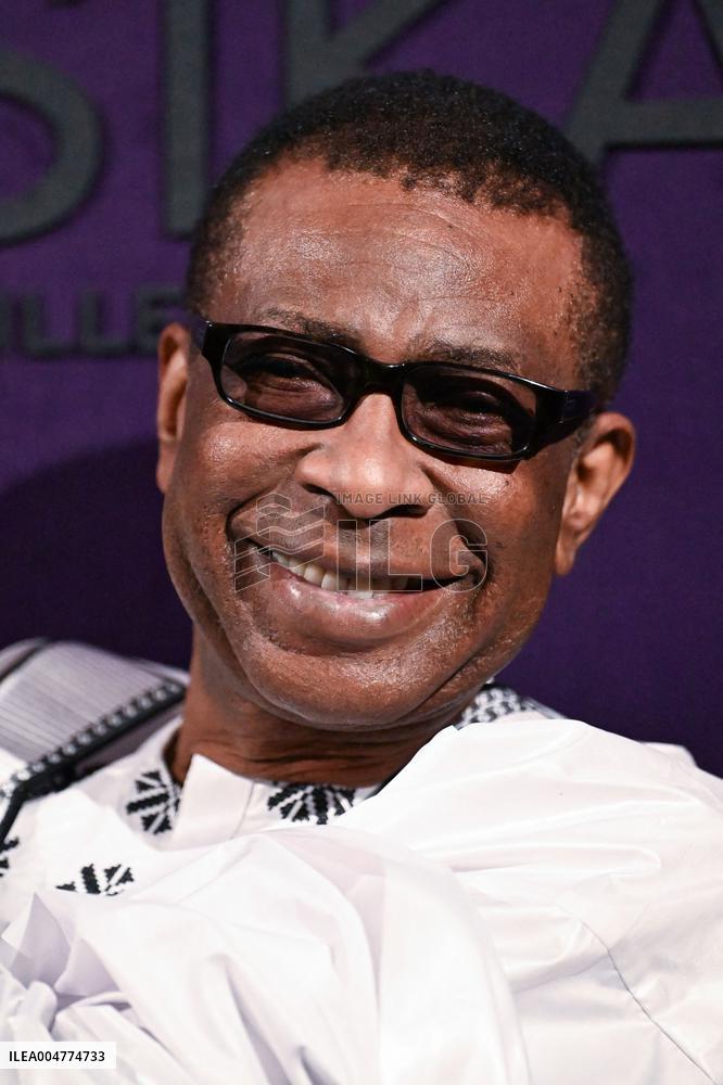 PFW Messika Front Row