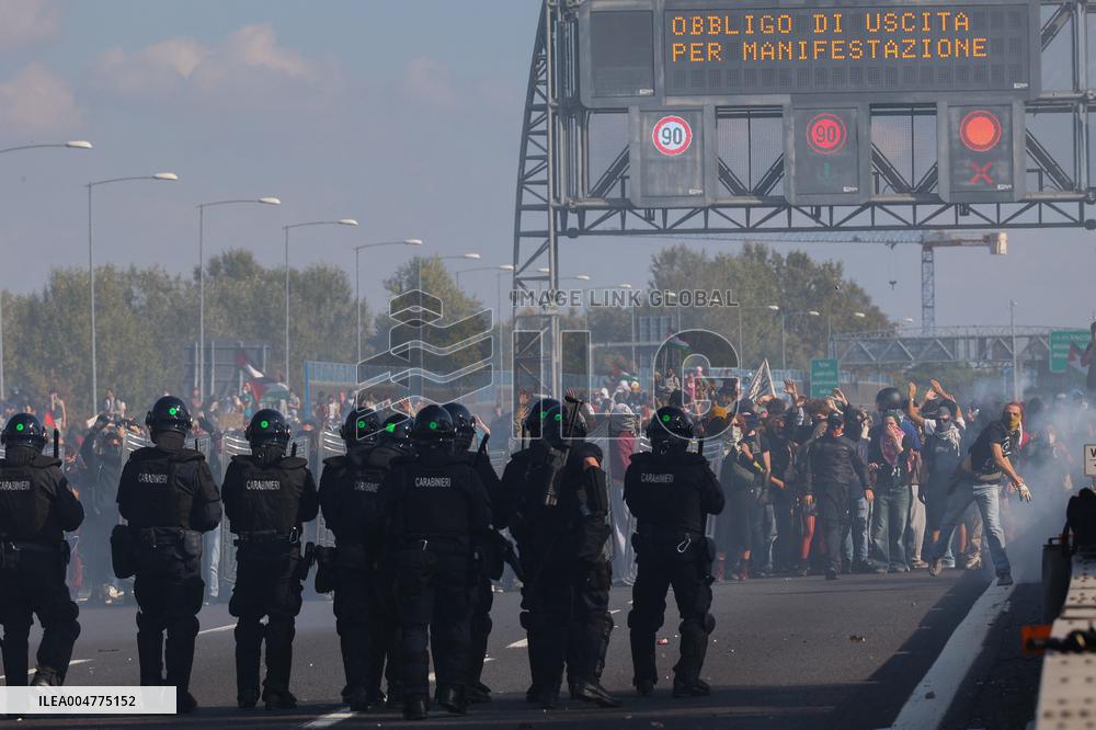 General Strike For the Global Sumud Flotilla - Bologna