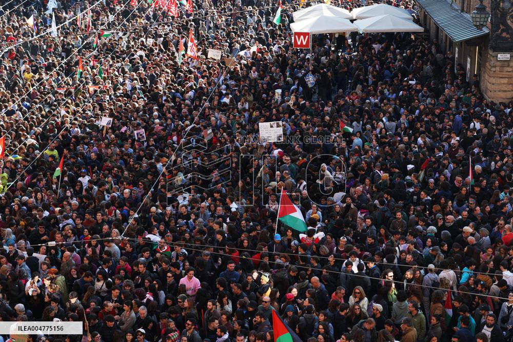 General Strike For the Global Sumud Flotilla - Bologna