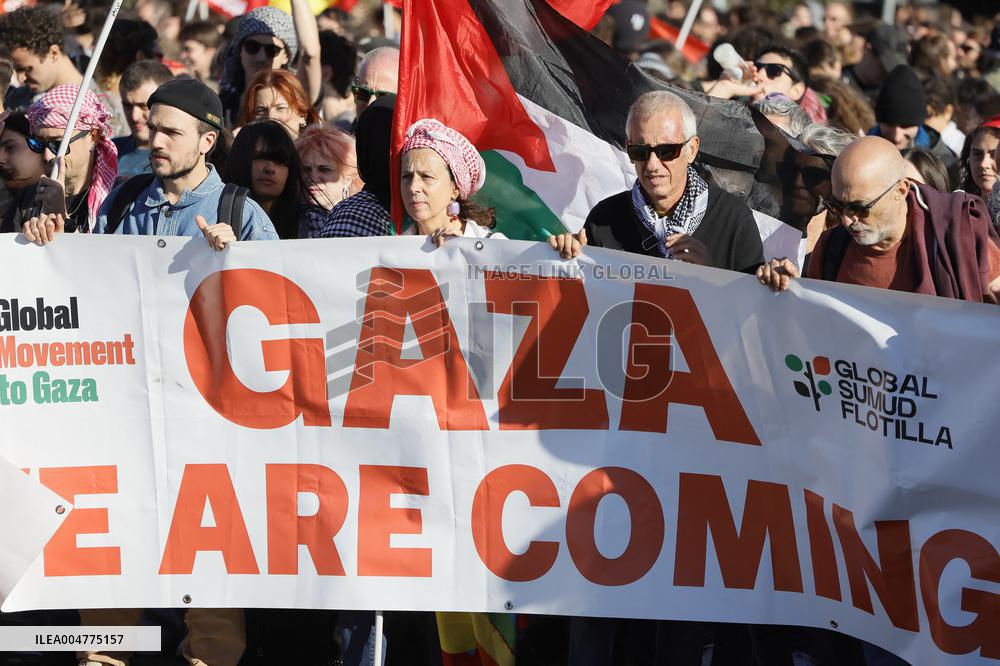 General Strike For the Global Sumud Flotilla - Roma