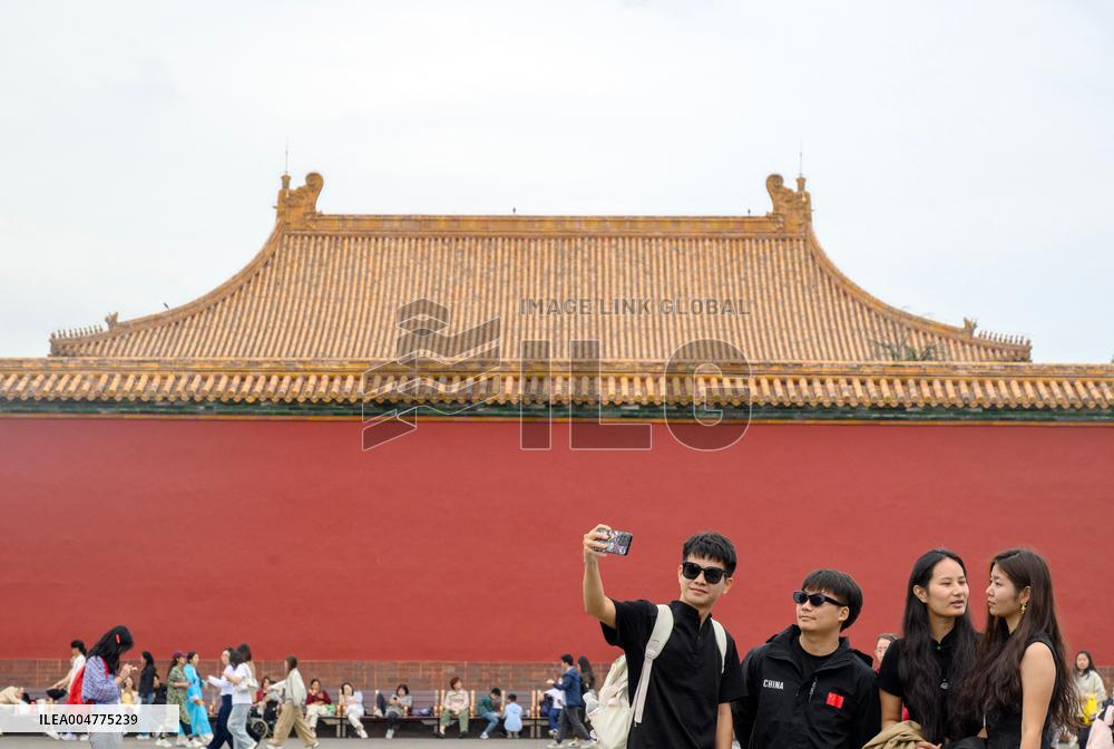 Tourists Visit the Palace Museum - Beijing