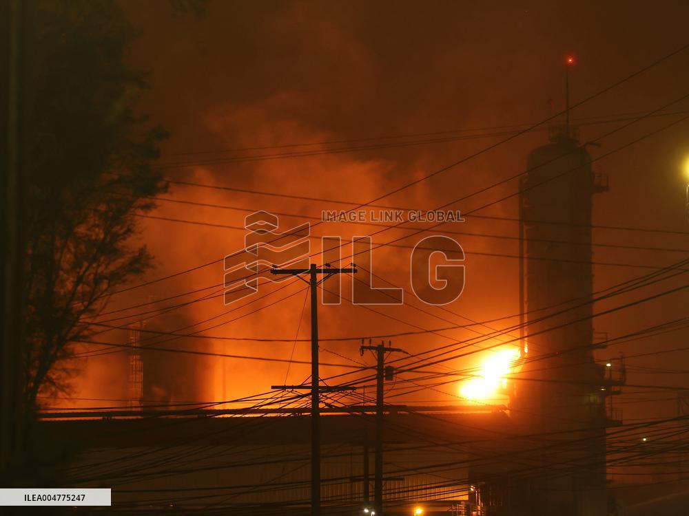 Chevron Refinery Fire In California