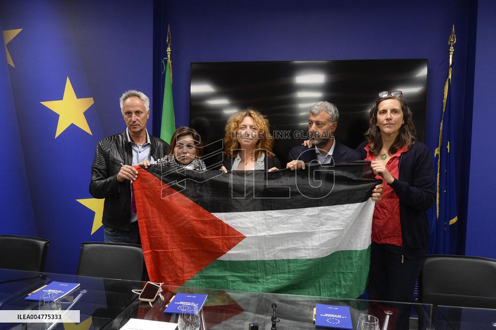 Press Conference Of Italian Parliamentarians Expelled From Israel - Rome