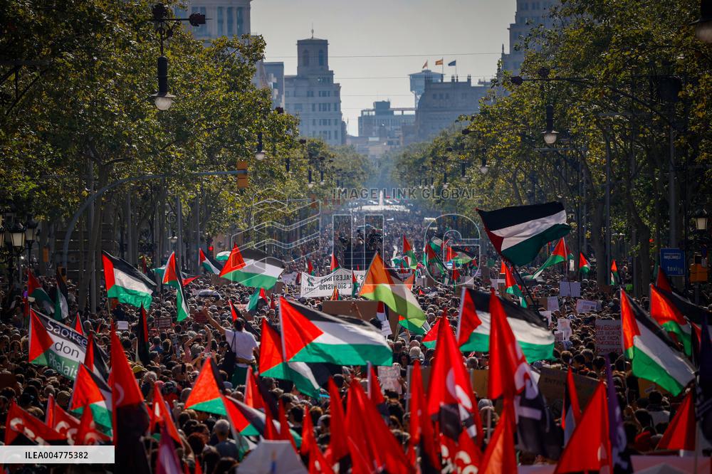 Rally in Support of Palestine - Barcelona