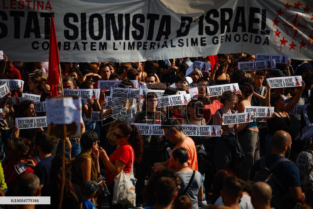 Rally in Support of Palestine - Barcelona
