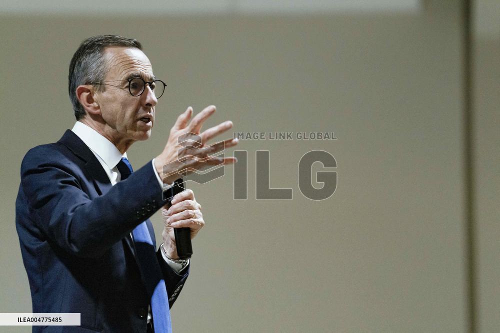 Bruno Retailleau During Meeting for Partial Legislative Elections - Montauban