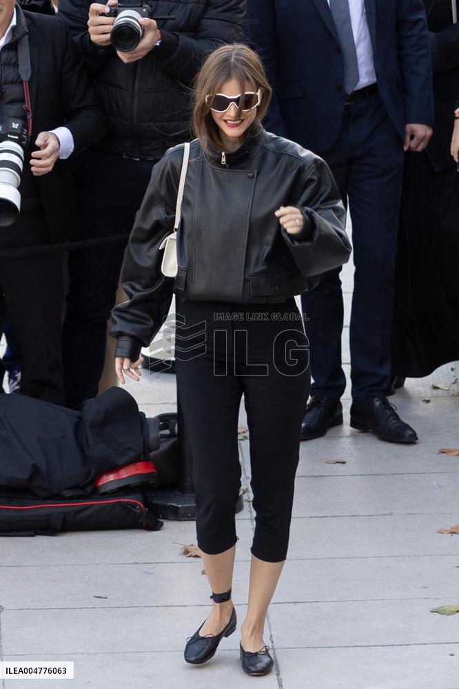 PFW - Elie Saab Womenswear Spring-Summer - Arrivals NB