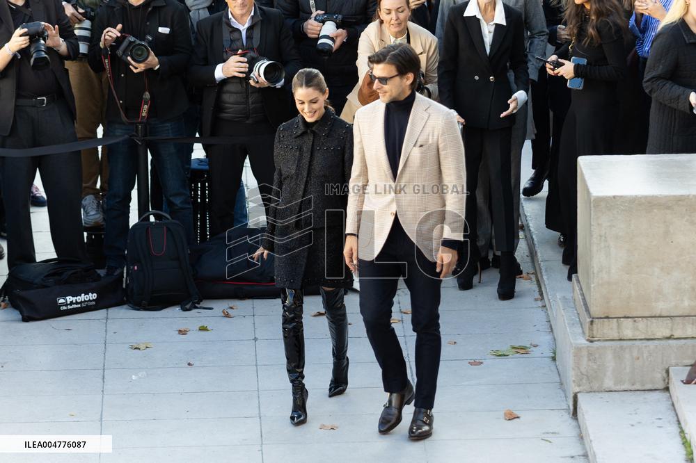 PFW - Elie Saab Womenswear Spring-Summer - Arrivals NB