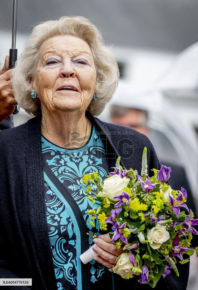 Princess Beatrix During The Sixth Edition Of Het Oranjepad - Baarn