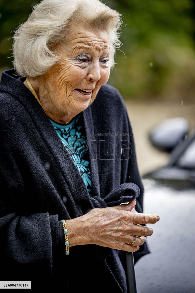 Princess Beatrix During The Sixth Edition Of Het Oranjepad - Baarn
