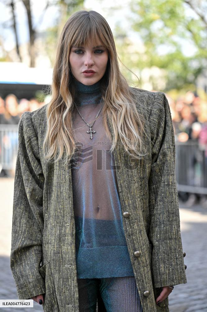 PFW Vivienne Westwood Outside Arrivals