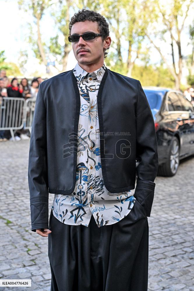 PFW Vivienne Westwood Outside Arrivals