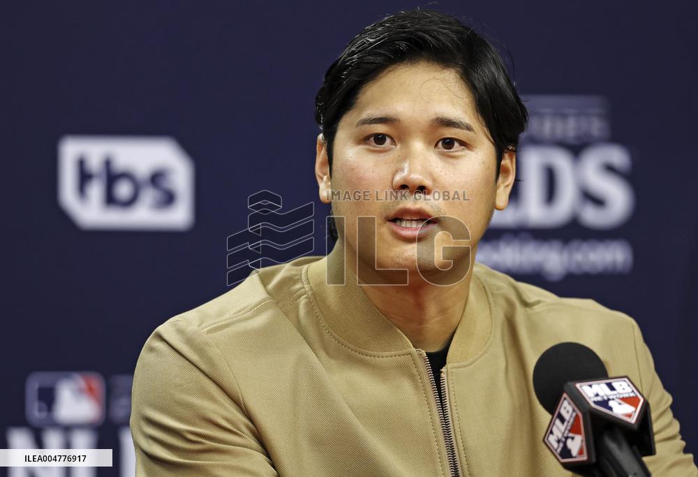 Baseball: Division Series between Dodgers and Phillies