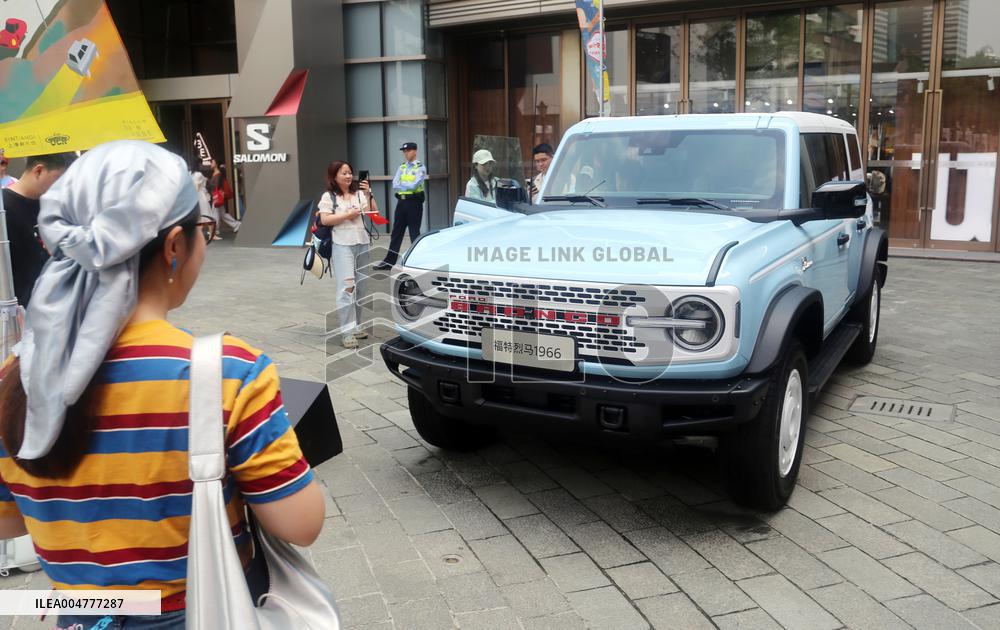 Antique Classic Car and Sports Car Show in Shanghai