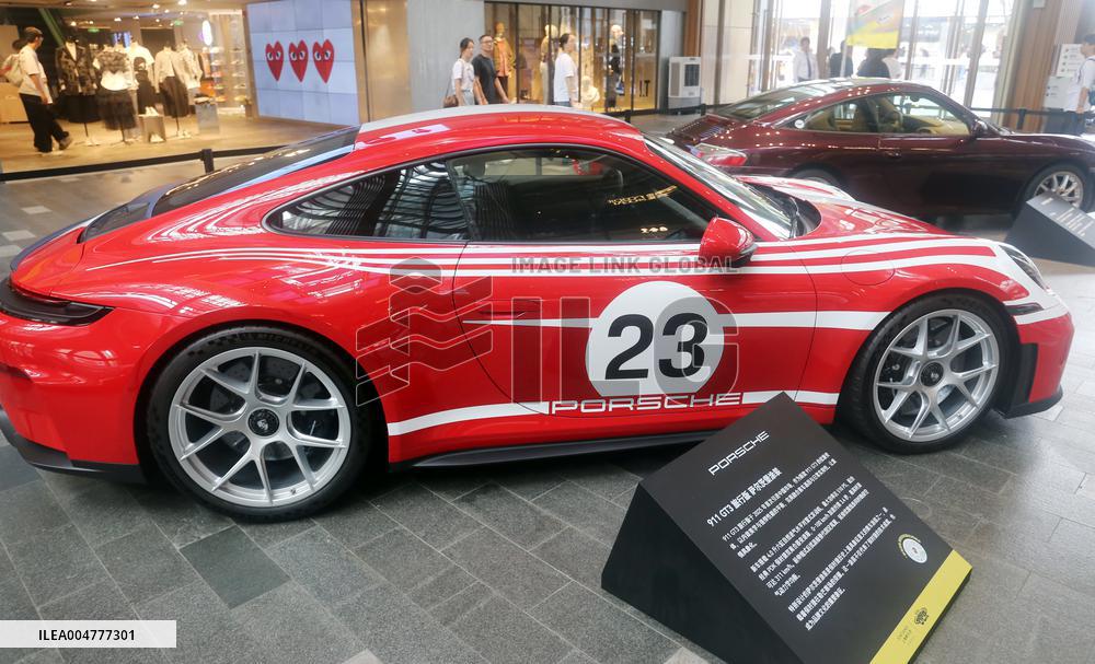 Antique Classic Car and Sports Car Show in Shanghai