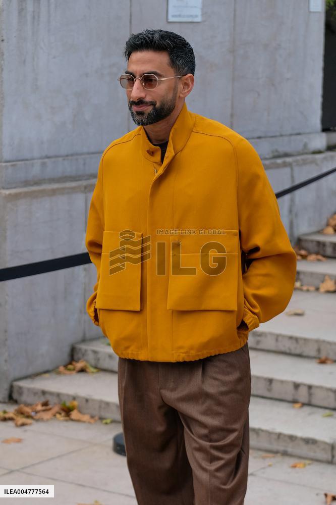 PFW - Elie Saab Outside Arrivals