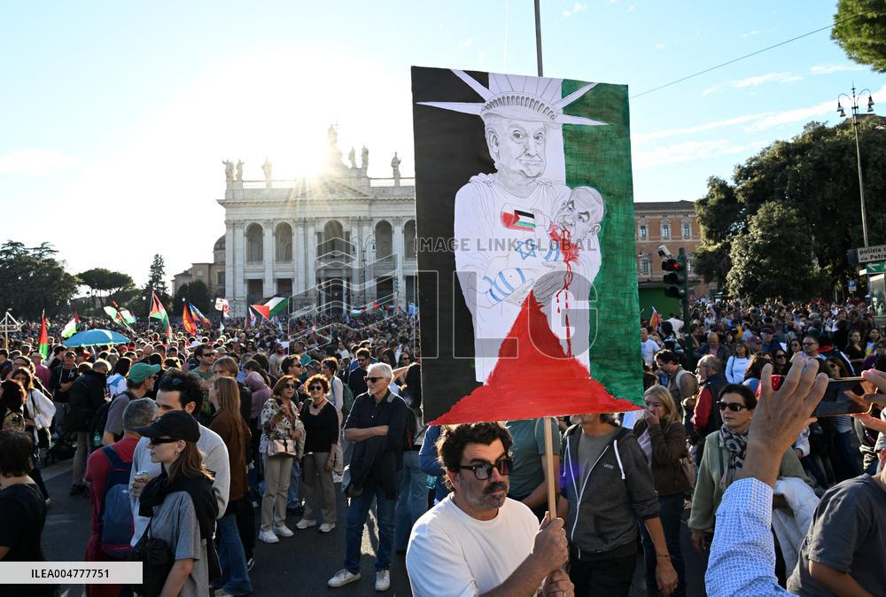 Massive Pro-Palestine Rally - Rome
