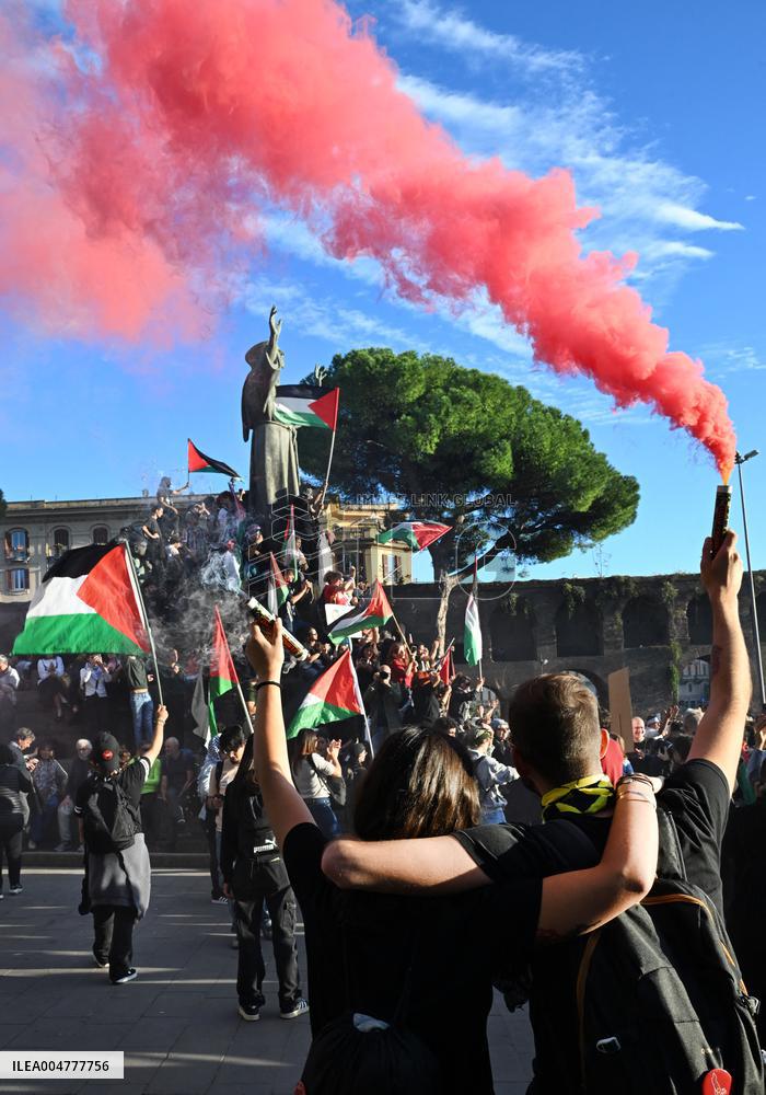 Massive Pro-Palestine Rally - Rome