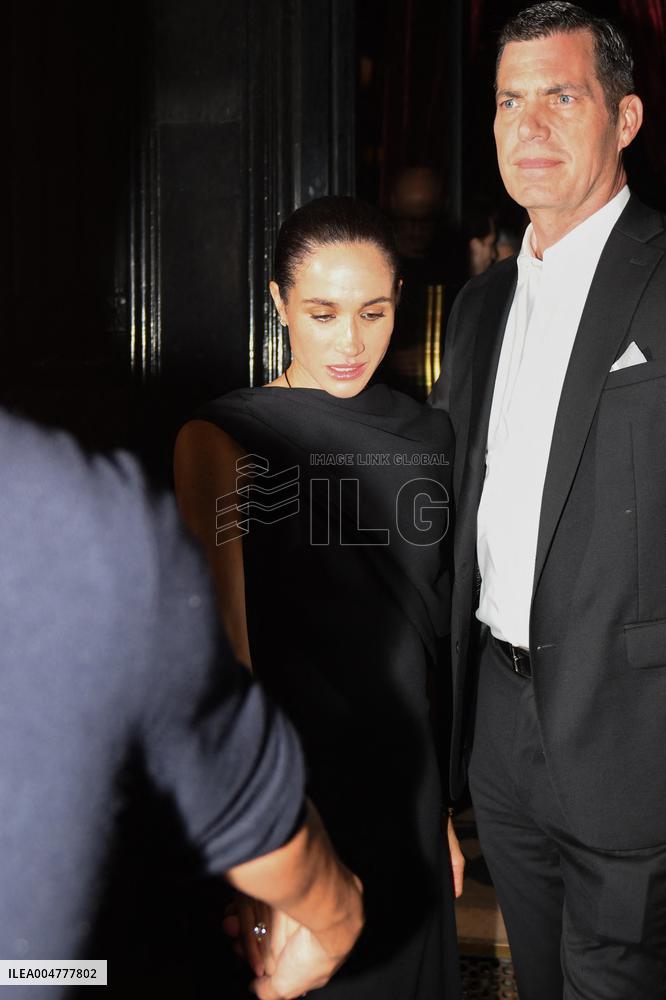 PFW - Meghan Markle Leaves Sugaar Restaurant