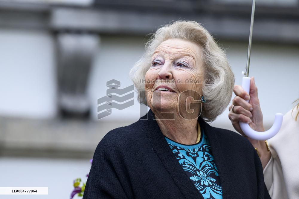 Princess Beatrix During The Sixth Edition Of Het Oranjepad - Baarn