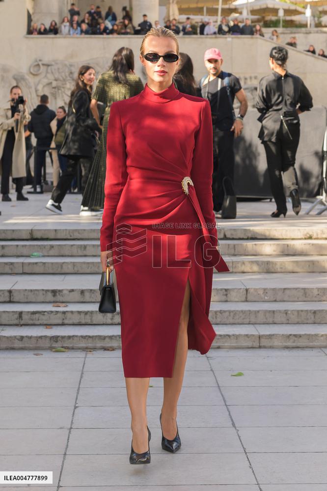 PFW - Elie Saab Outside Arrivals
