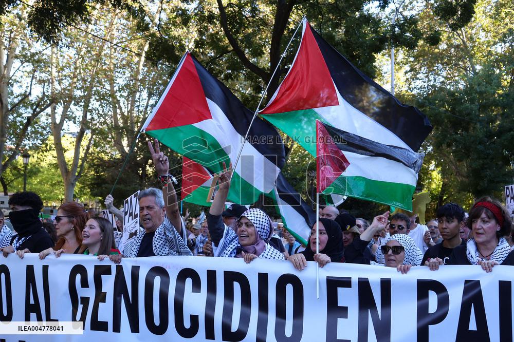 Demonstration in Support of Palestine Across Spain