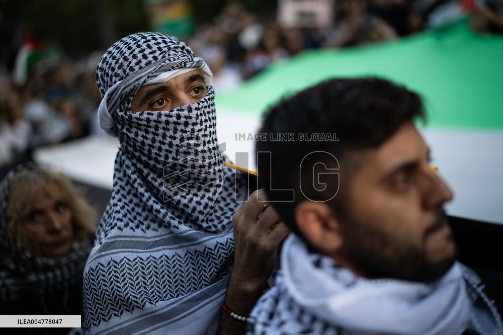 Demonstration in Support of Palestine Across Spain