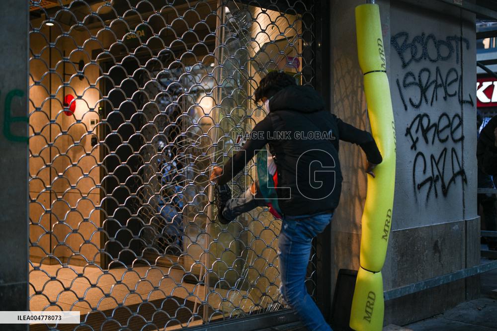 Demonstration in Support of Palestine Across Spain