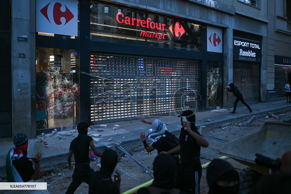Demonstration in Support of Palestine Across Spain