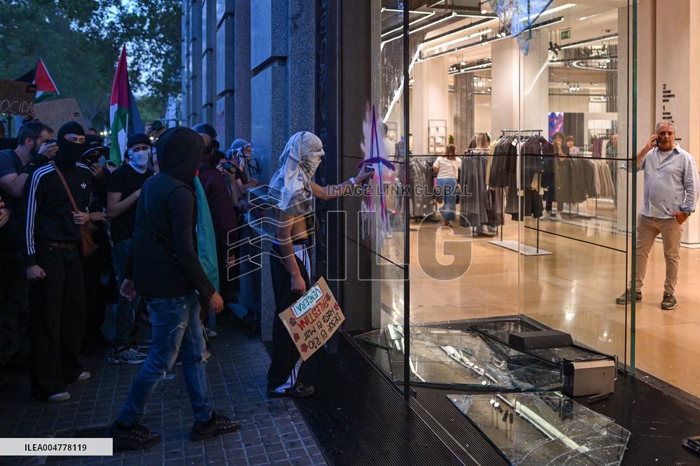 Demonstration in Support of Palestine Across Spain