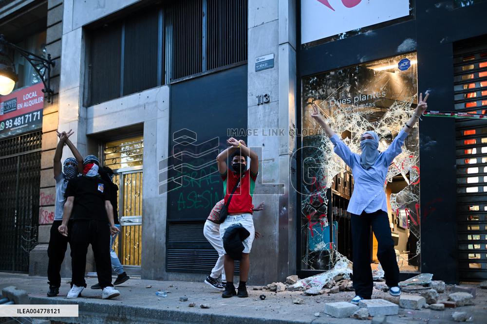 Demonstration in Support of Palestine Across Spain