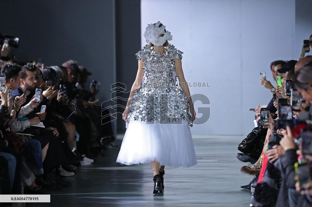 PFW - Noir Kei Ninomiya Runway