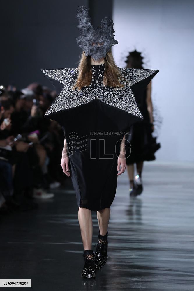 PFW - Noir Kei Ninomiya Runway
