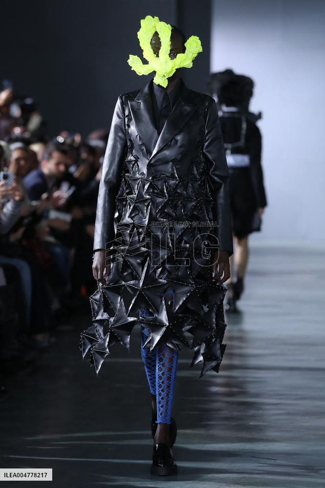 PFW - Noir Kei Ninomiya Runway