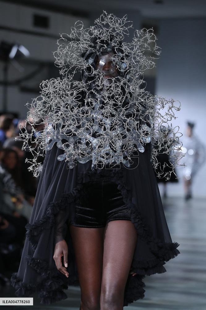 PFW - Noir Kei Ninomiya Runway