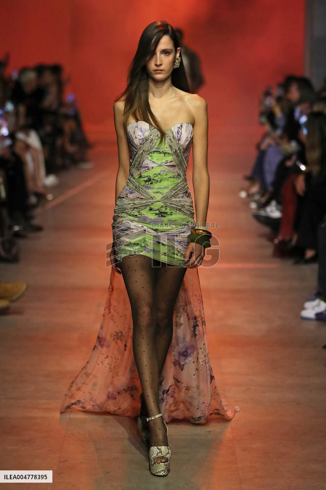 PFW - Elie Saab Runway