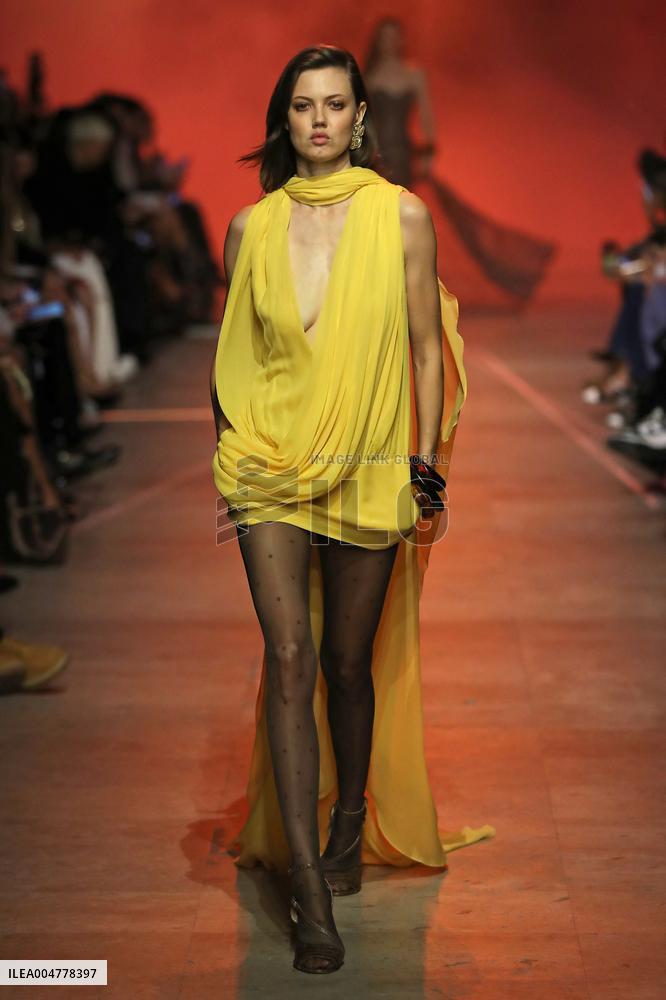 PFW - Elie Saab Runway