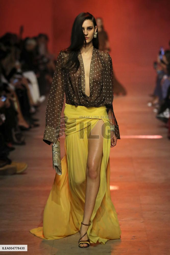 PFW - Elie Saab Runway