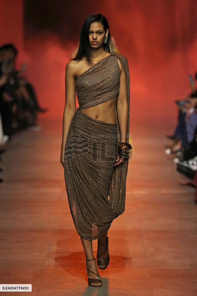 PFW - Elie Saab Runway