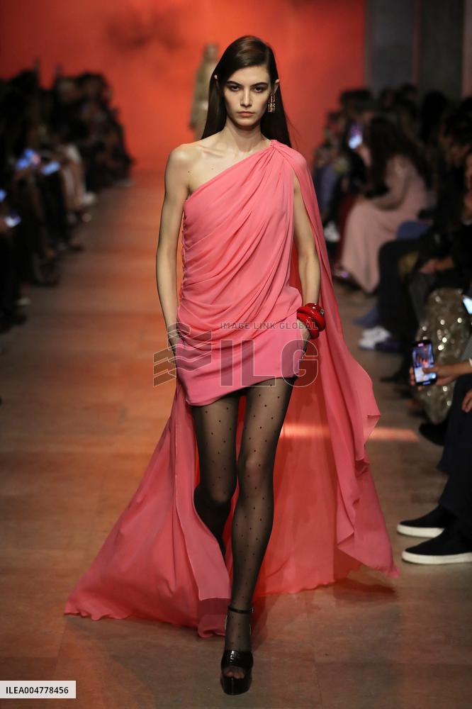 PFW - Elie Saab Runway