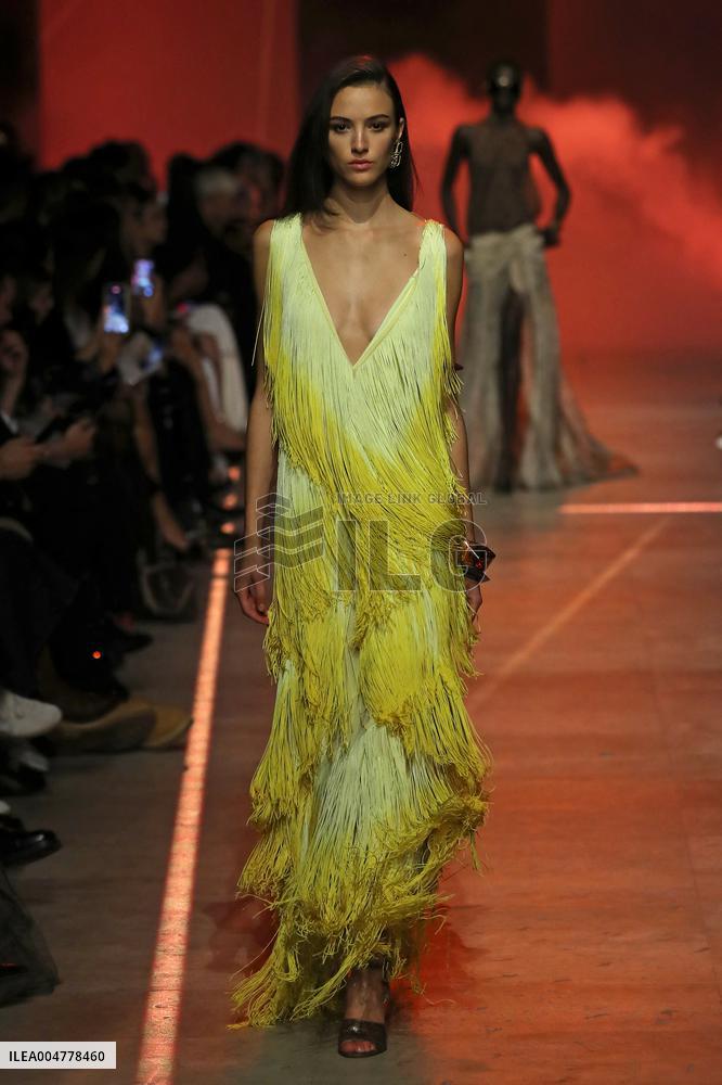 PFW - Elie Saab Runway