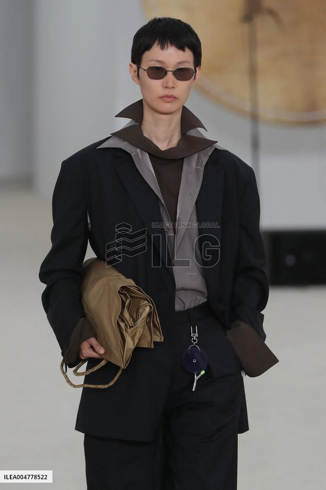 PFW - Issey Miyake Runway