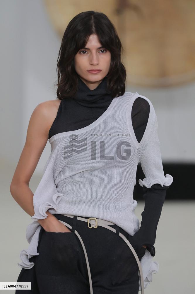 PFW - Issey Miyake Runway