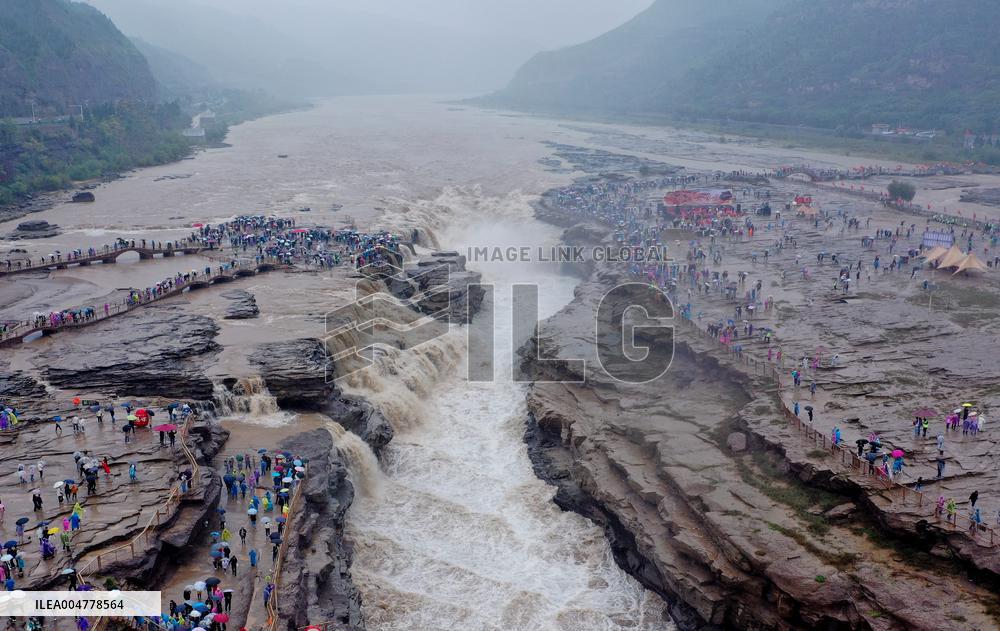 Yellow River Hukou Waterfall