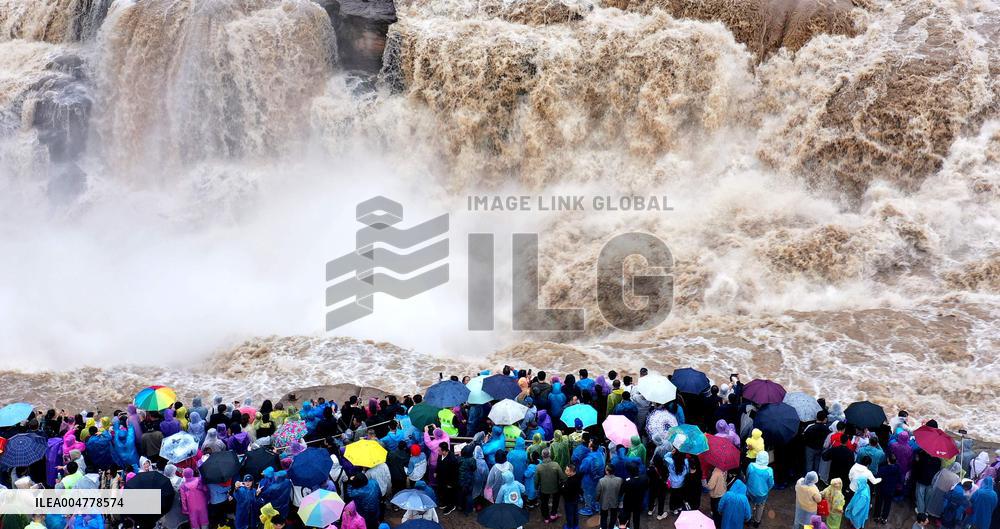 Yellow River Hukou Waterfall