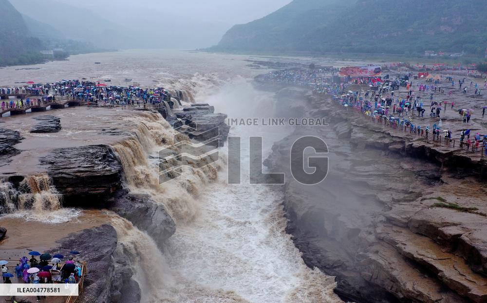 Yellow River Hukou Waterfall