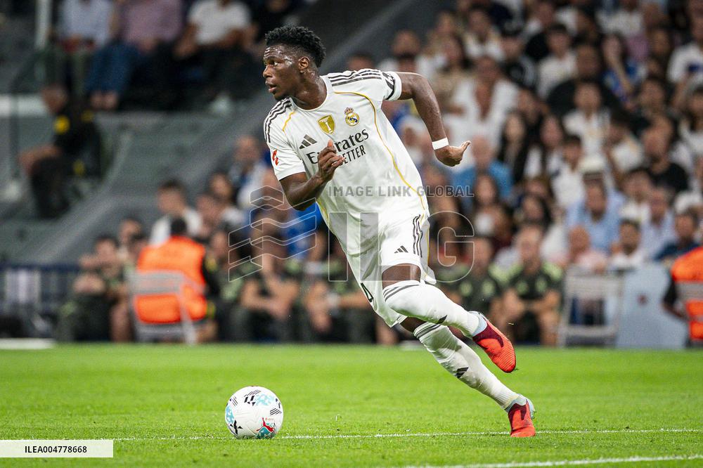 La Liga - Real Madrid v Villarreal Match