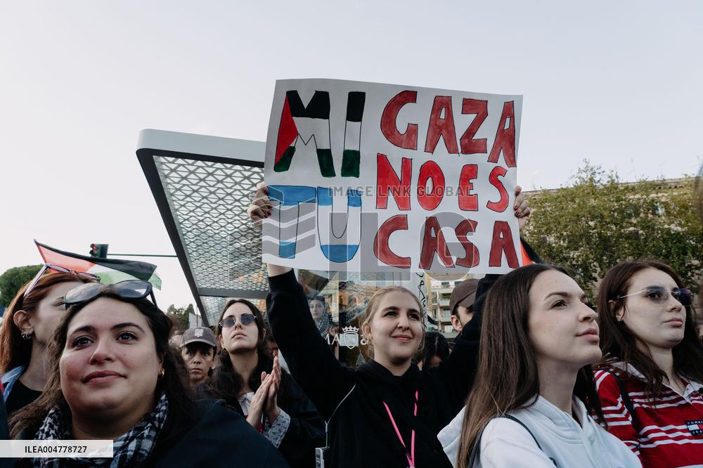 Demonstration in Support of Palestine Across Italy